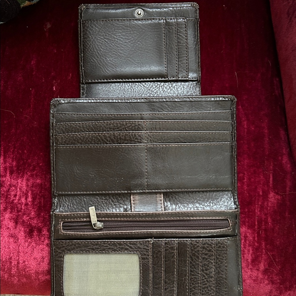 Matt & Nat Dark Brown Leather Wallet - Picture 3 of 5
